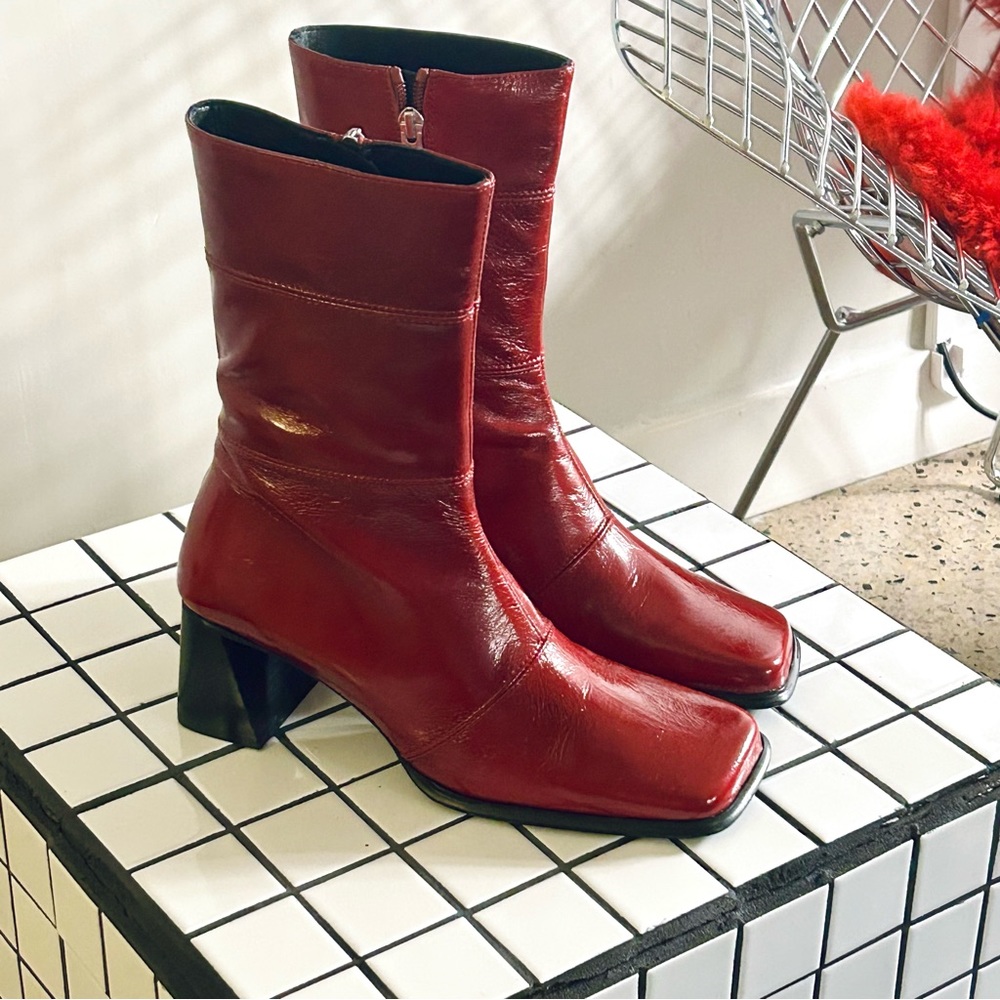 L’intervalle Canberra Leather Boots in Red Berry, sz EU 40 / US 10